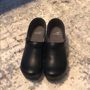 Dansco professional Leather clog
